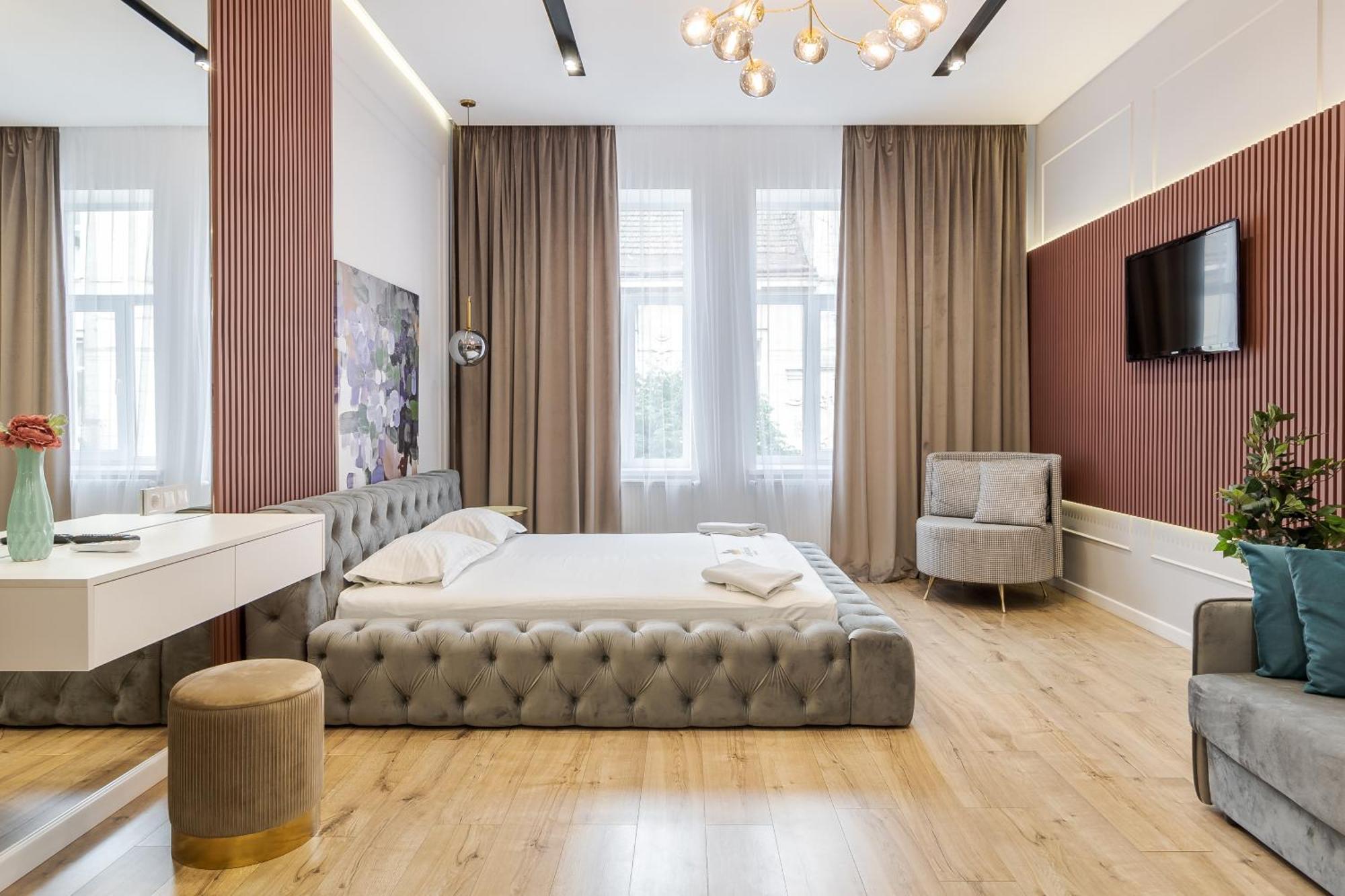 Leogrand Apartments On Leontovycha 17 Lviv Eksteriør billede